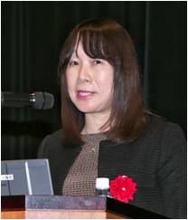 山岸 正代氏